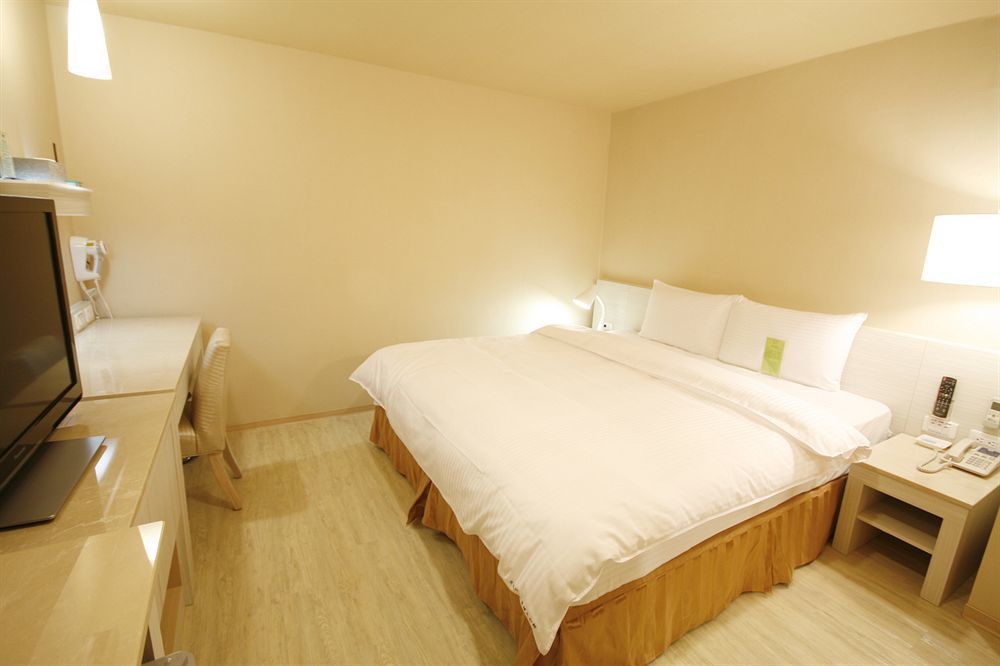 Kindness Hotel - Houyi Jiuru Kaohsiung Exterior foto